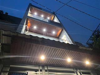 Nhà hẻm phạm thế hiển gần chợ nhị thiên đường. dt 3.8x10m  5 tỷ 770 có tl. hướng bắc gọi em tú nha