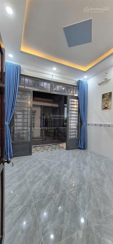 Nhà hẻm phạm thế hiển gần chợ nhị thiên đường. dt 3.8x10m  5 tỷ 770 có tl. hướng bắc gọi em tú nha