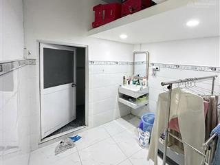 Bán nhà mặt đường, 3 phòng ngủ, quận 7 cũ, nhà mới, đẹp