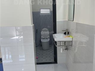 Nhà 1 trệt 1 lầu kế khu dân cư hồng long, giá 3,9 tỷ