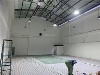 Cho thuê gấp kho 500m2 mái cao đường trịnh đình trọng