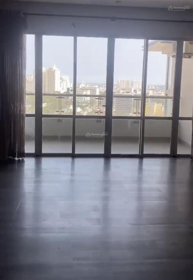 Độc quyền cần bán căn hộ văn phòng the everrich 1, diện tích 161m2, giá tốt