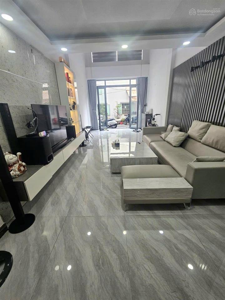 Chính chủ cần bán gấp nhà riêng giá ẻ 5 tầng51m2 5pn,5wc quận 10  hồ chí minh chỉ với 8 tỷ 200tr