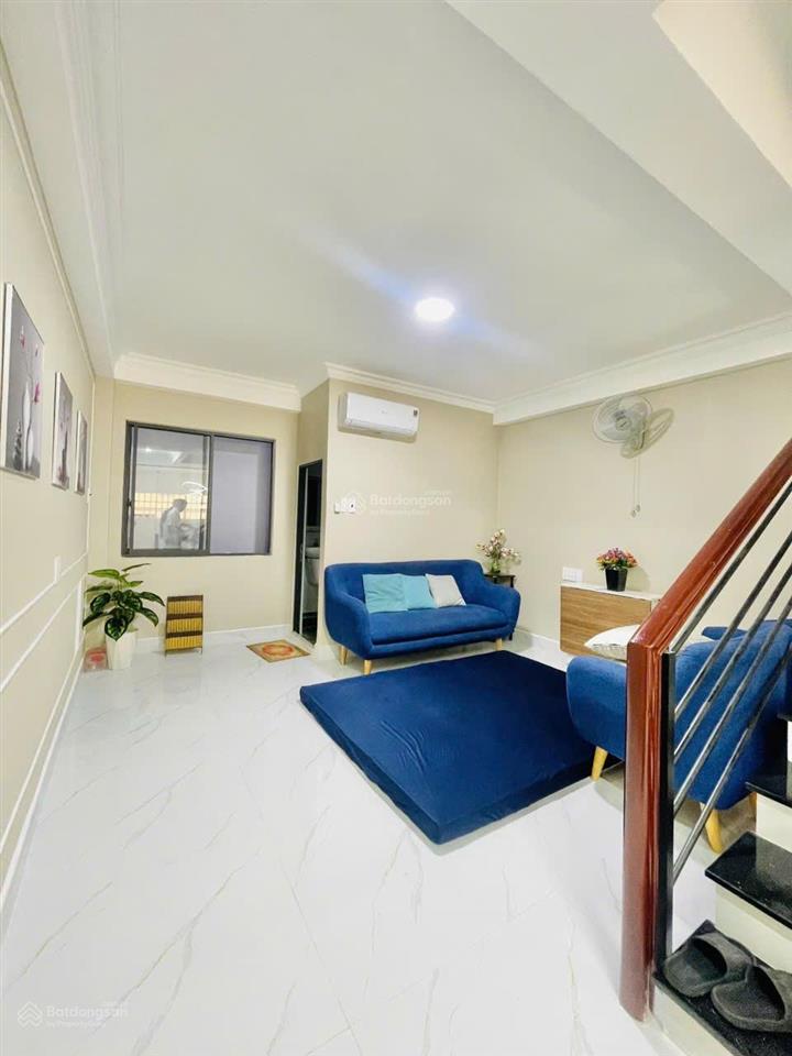 Chính chủ cần bán gấp nhà riêng giá ẻ 5 tầng51m2 5pn,5wc quận 10  hồ chí minh chỉ với 8 tỷ 200tr