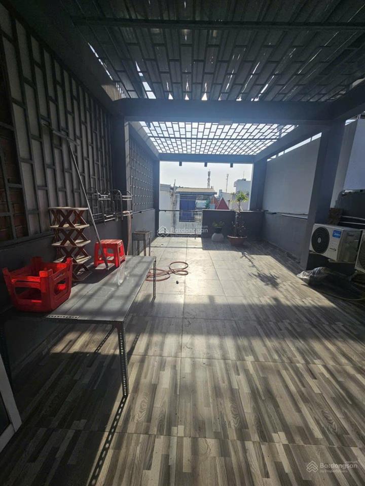 Chính chủ cần bán gấp nhà riêng giá ẻ 5 tầng51m2 5pn,5wc quận 10  hồ chí minh chỉ với 8 tỷ 200tr