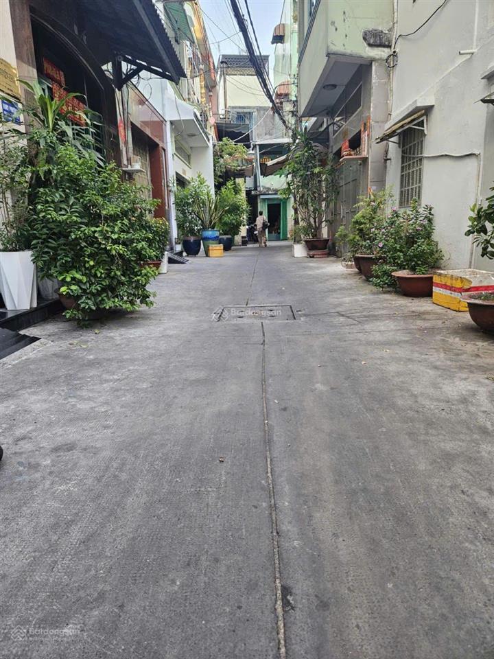 Chính chủ cần bán gấp nhà riêng giá ẻ 5 tầng51m2 5pn,5wc quận 10  hồ chí minh chỉ với 8 tỷ 200tr