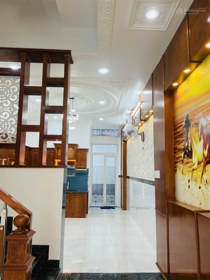 Bán nhà mới mặt tiền nguyễn thị tràng dt 4x23m hướng đông giá 9.5 tỷ thương lượng,  0919 147 ***