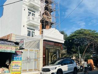 Bán nhà mới mặt tiền nguyễn thị tràng dt 4x23m hướng đông giá 9.5 tỷ thương lượng,  0919 147 ***
