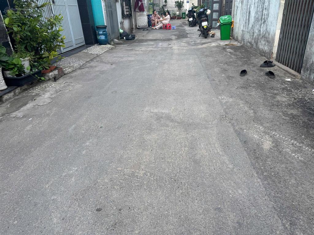 Bán đất 64,7m2 giá 4tỷ tại trần thị hè, hiệp thành, quận 12, hcm