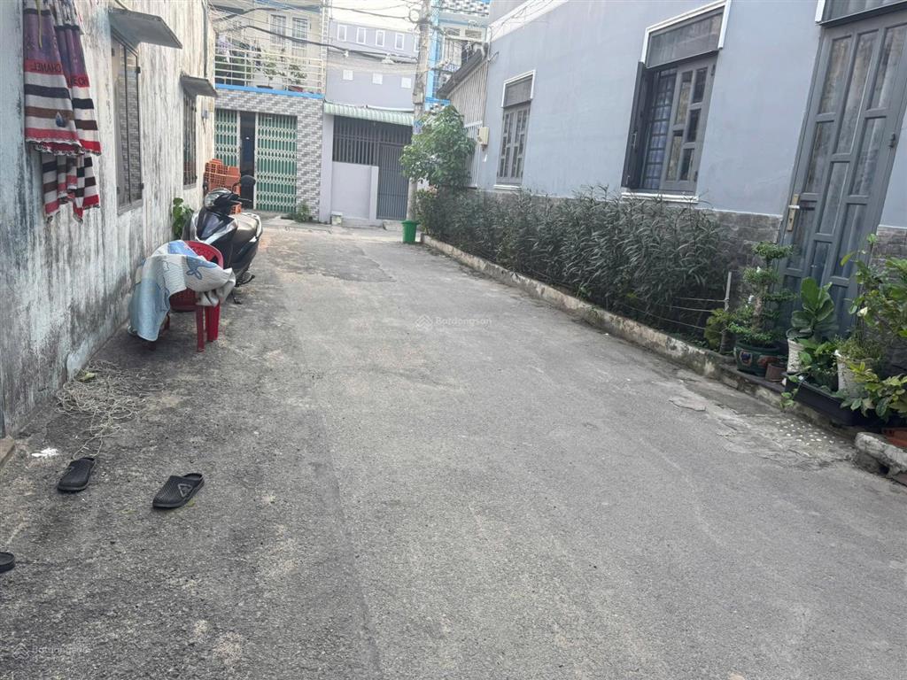 Bán đất 64,7m2 giá 4tỷ tại trần thị hè, hiệp thành, quận 12, hcm