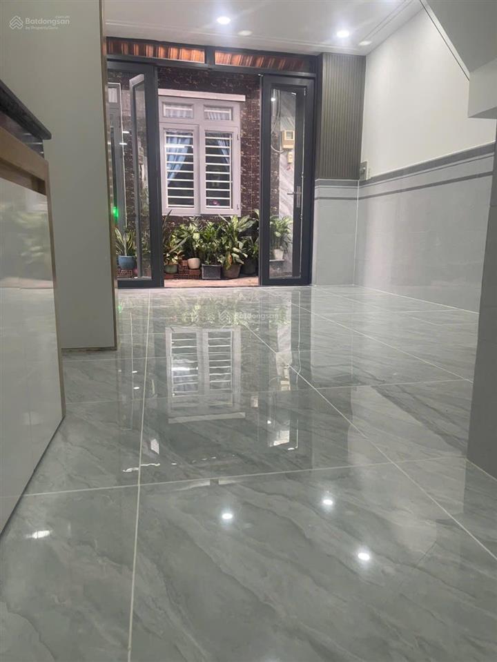 Bán nhà một xec dương thị mười dt 4x14 trệt lững hai lầu trên sân thượng giá 6tỷ  0919 147 ***