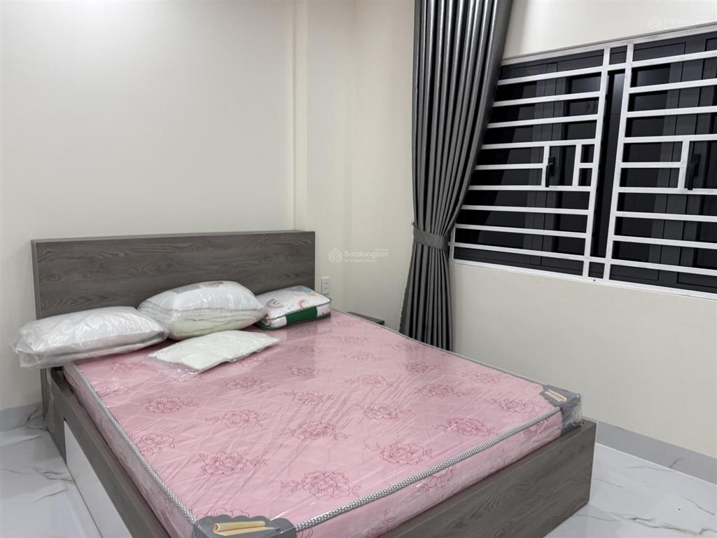 Bán nhà một xec dương thị mười dt 4x14 trệt lững hai lầu trên sân thượng giá 6tỷ  0919 147 ***