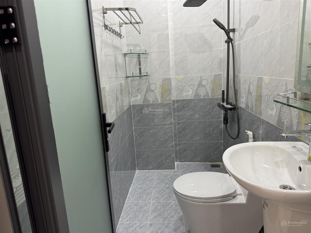 Bán nhà một xec dương thị mười dt 4x14 trệt lững hai lầu trên sân thượng giá 6tỷ  0919 147 ***