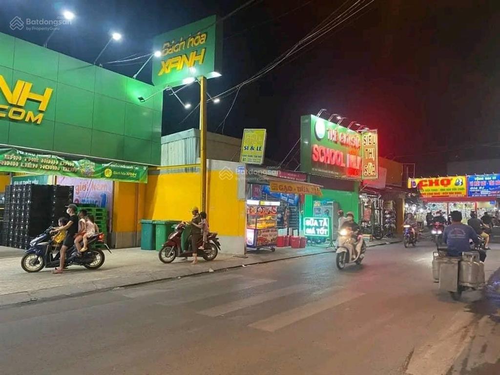 Bán nhà mặt tiền chợ chữ s trần văn mười 11x34m giá 22 tỷ hiện cho bách hoá xanh thuê