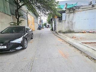 Bán lô đất đẹp  góc 2 mặt hẻm  đường xe hơi 6m