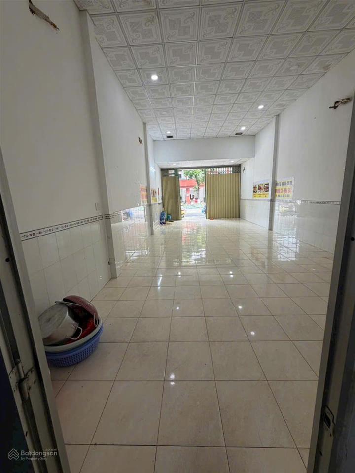 Cho thuê mặt bằng tầng trệt cc thái an, nguyễn văn quá q12. dt 5x27, 3pn 1wc 12tr/th