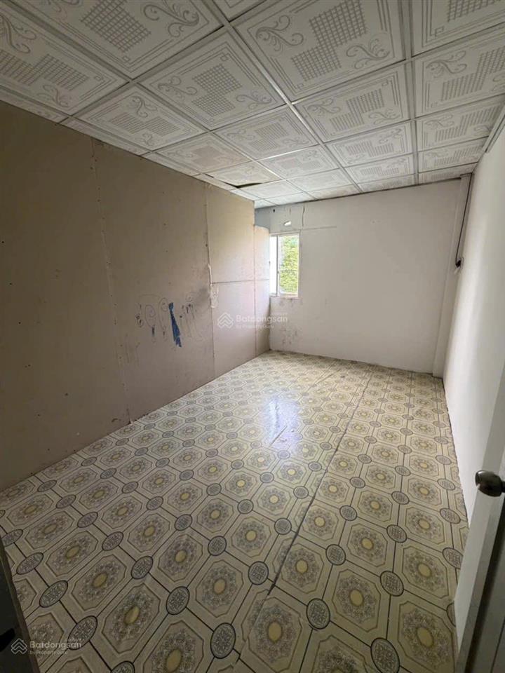 Cho thuê mặt bằng tầng trệt cc thái an, nguyễn văn quá q12. dt 5x27, 3pn 1wc 12tr/th