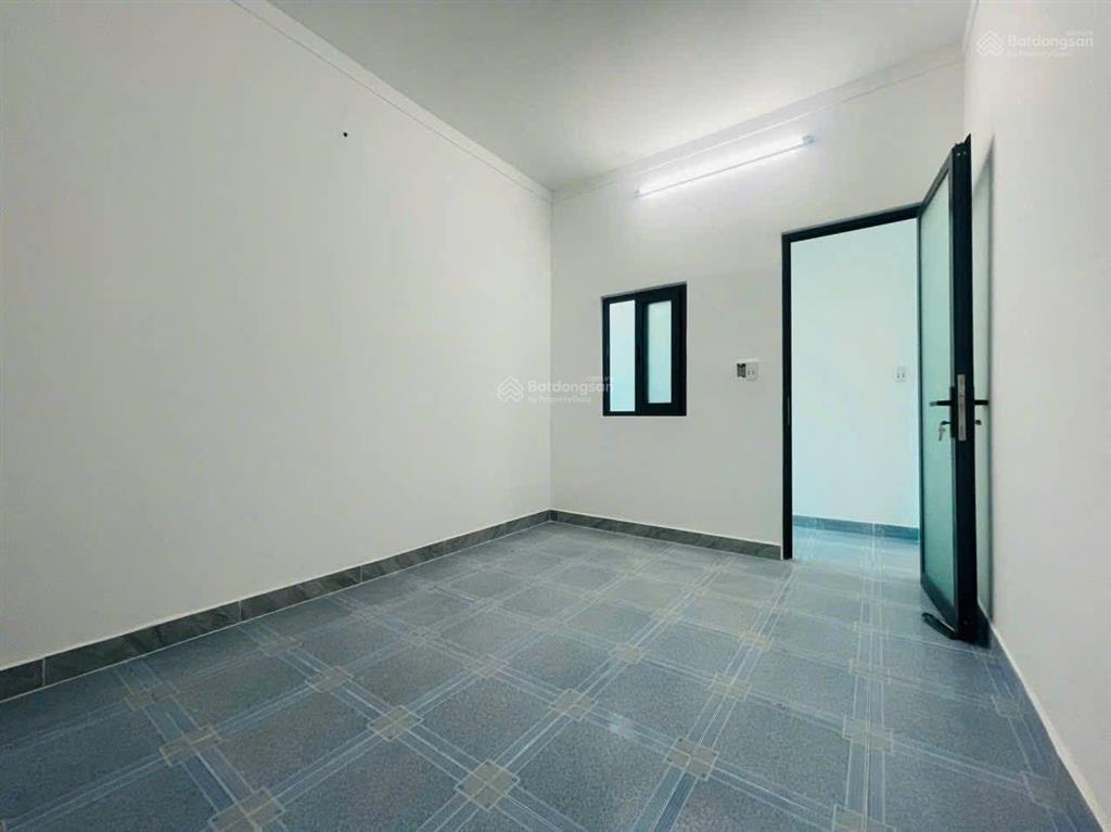 Mặt tiền đường nhựa lớn trần thị cờ dt 5x26 đúc lửng