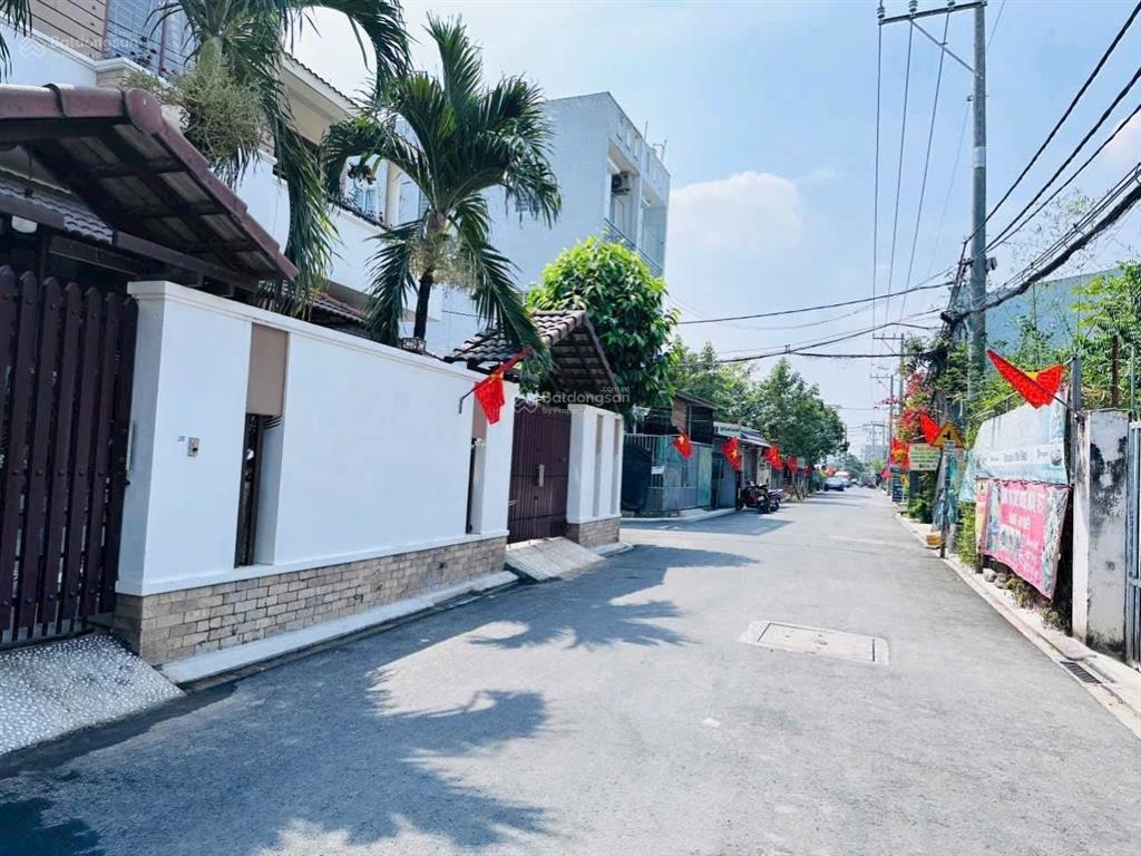 Đất mặt tiền hẻm 331 vườn lài, gần sông sg, cách cầu sắt apđ 1km, 5 x 25