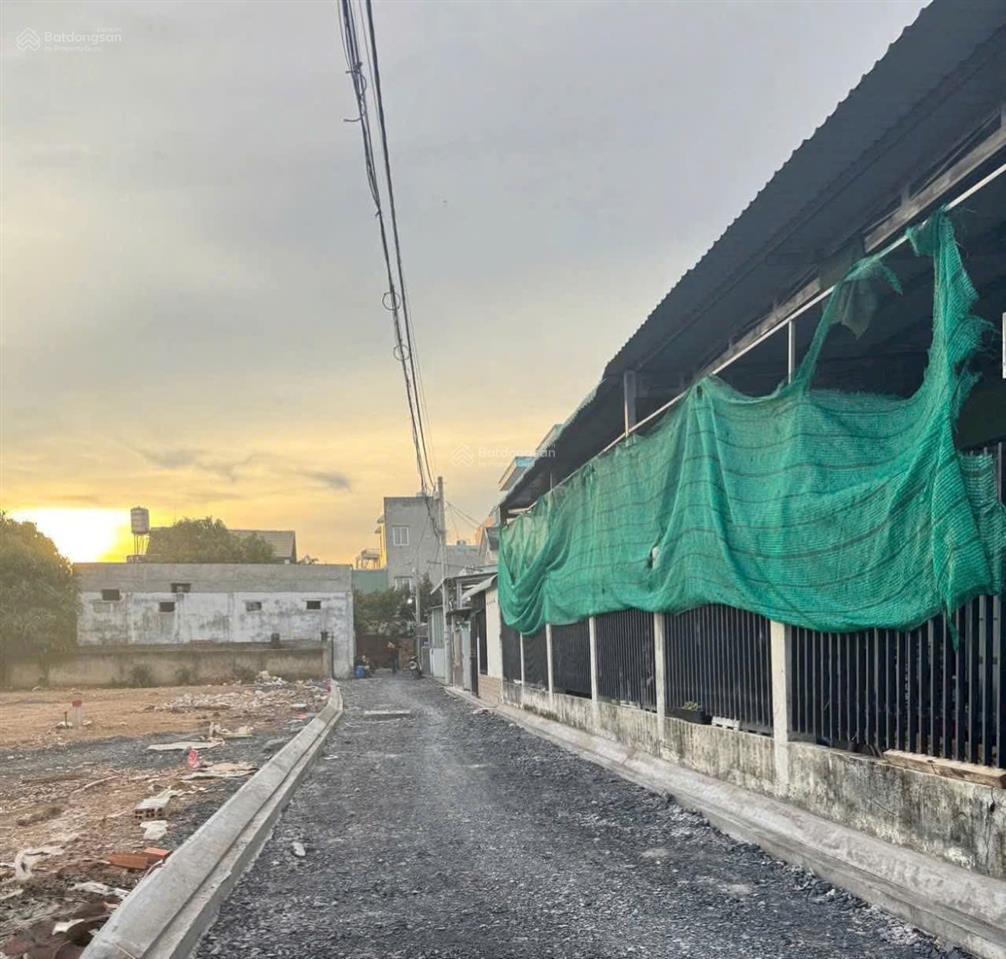 Bán đất hẻm 94 vườn lài gần chung cư apđ, 5.5 x 18