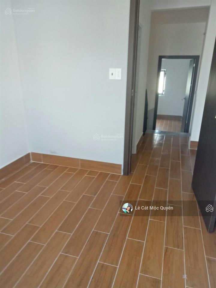 Nhà sổ hồng  4 pn  ngay cầu thơ du  ngã tư ga  2,780 tỷ, bank cho vay 1,5 tỷ, có 1,3 tỷ mua ok