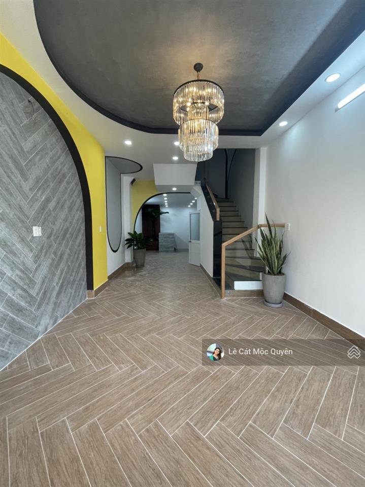 Bán nhà tx40, tiền kênh 3l  5 pn sân dài sọc, dt 4x32=128m2 đất, để được 4 xe hơi cho đại gia đình