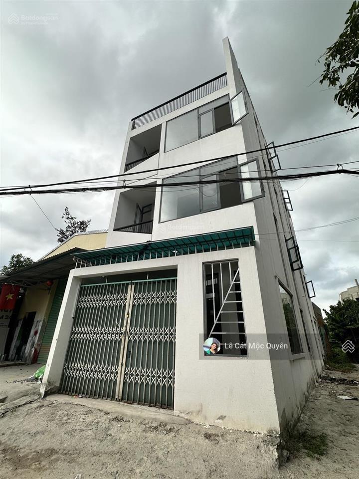 Nhà làm căn hộ dịch vụ vừa ở vừa cho thuê 8,39tỷ/căn  10pn đường 7m thông ra sông khu vip  tx40