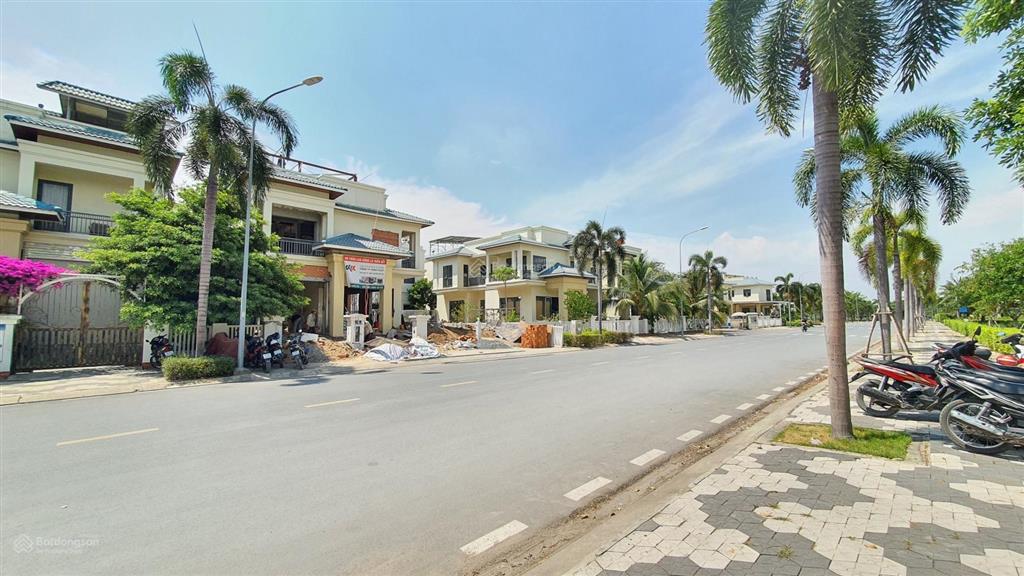 Bán gấp biệt thự đơn lập senturia vườn lài đã hoàn thiện chỉ từ 33 tỷ