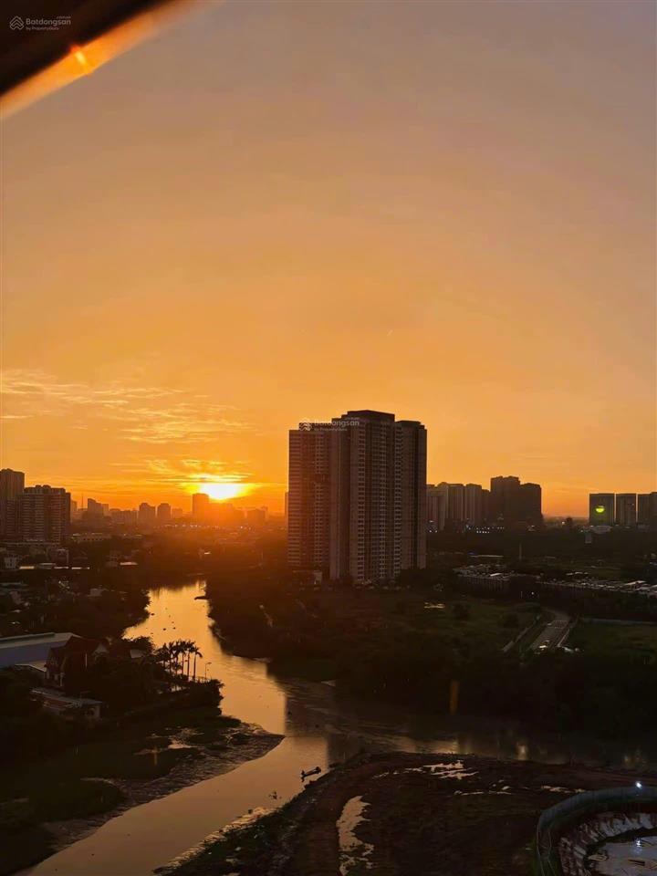 Bán căn hộ homyland 2 tầng 15,dt 77m2 2pn2wc view sông,full nội thất,giá 4,280 tỷ. 0932 421 ***