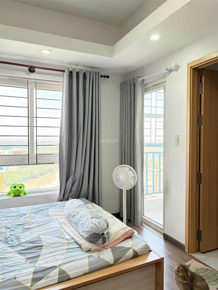 Bán căn hộ homyland 2 tầng 15,dt 77m2 2pn2wc view sông,full nội thất,giá 4,280 tỷ. 0932 421 ***