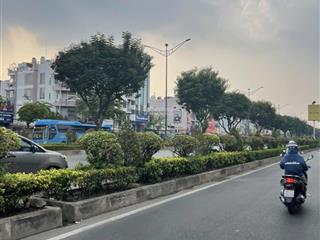 Bán nhà dt lớn 804m2 mặt tiền đường trường chinh tuyến metro số 2 đi về trung tâm tp gần giá 140 ty