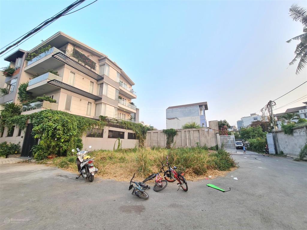 Giảm mạnh về 250tr/m2 đất góc 3mt sông sài gòn thảo điền quận 2 311m(11x30) chỉ 77tỷ. 0773 961 ***