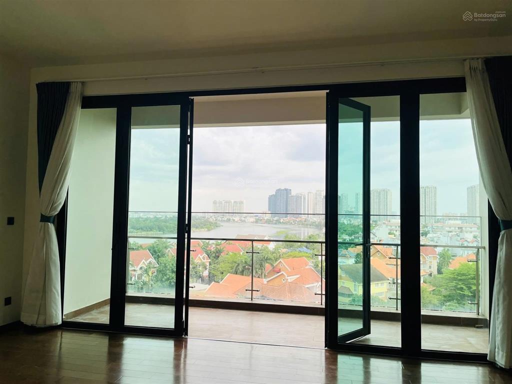 Chính chủ cần sang nhượng căn hộ chung cư 4pn d'edge 188 m2, giá 27 tỷ quá trời rẻ