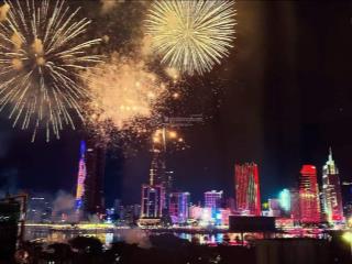 Em chi rất cần chốt nhanh căn 2 pn 101 m2 toà cove(empire city) 25 tỷ rẻ lắm luôn gọi 0909 776 ***