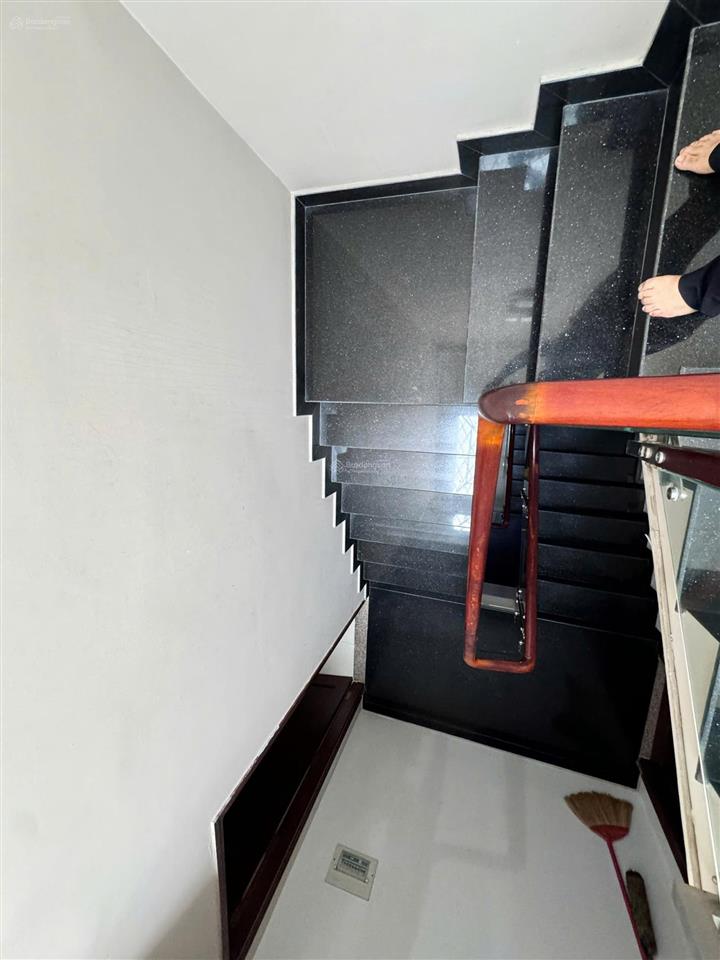 27,3 tỷ chính chủ bán nhanh nhà nguyễn hoàng, q2. sổ hồng 0902 502 ***
