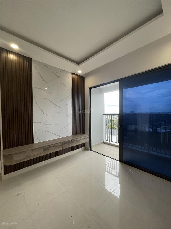 Kẹt tiền bán gấp căn 2 phòng ngủ rivana full nội thất gỗ giá 2,8 tỷ, sổ hồng sẵn