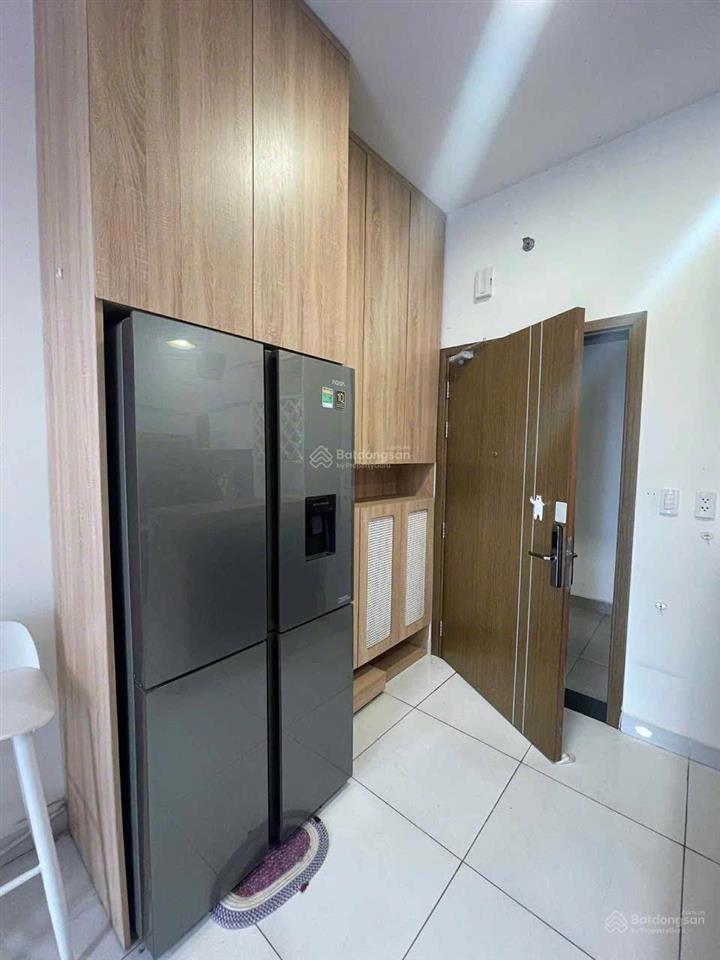 Cho thuê nhanh căn 2 phòng ngủ đủ nội thất giá 11tr