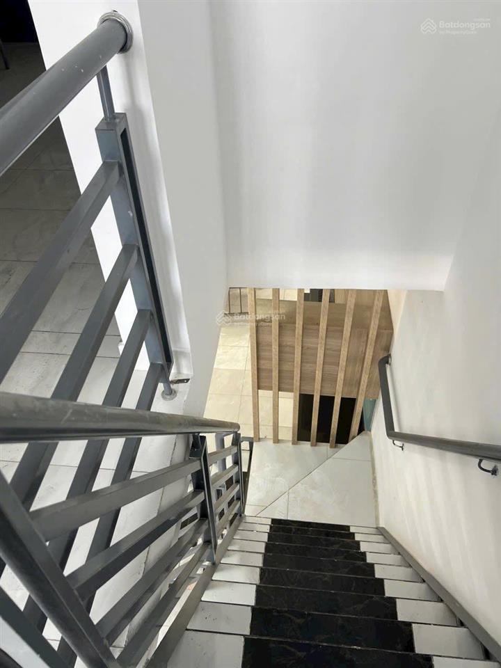 Bán nhà 1 lầu giá bán nhanh 7,5 tỷ mặt tiền đường số 13, phường bình trưng tp hcm