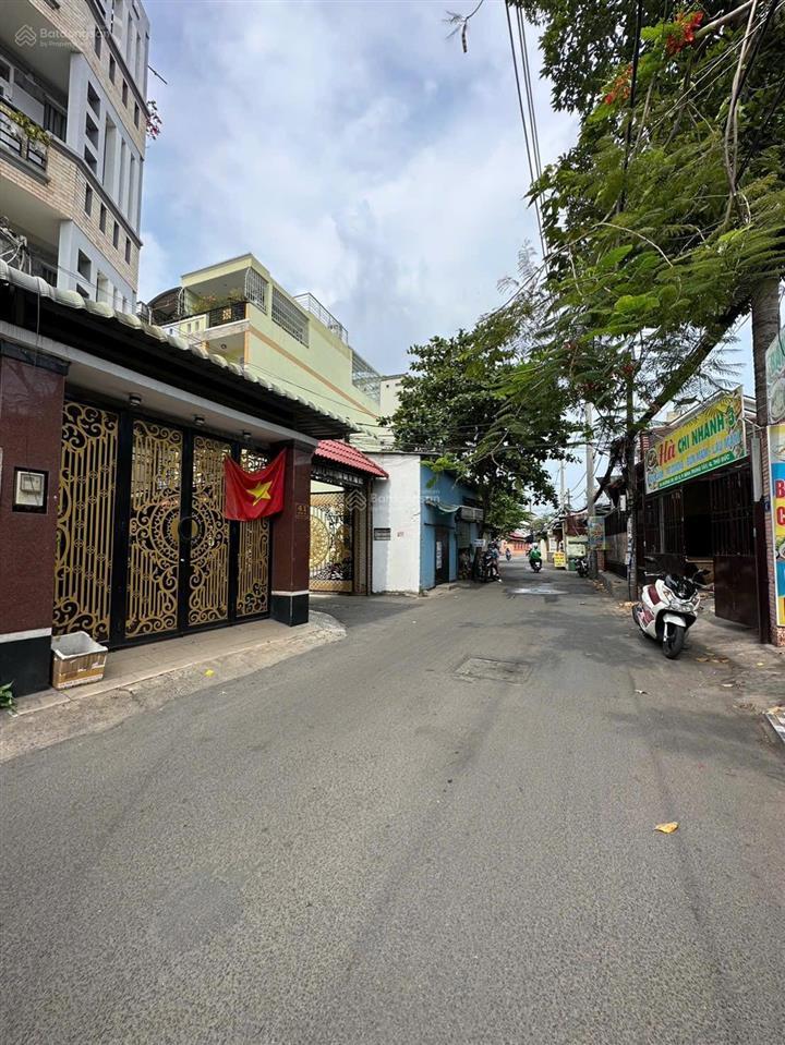 Bán nhà 4 tầng góc hai mặt tiền đường 39, phường bình trưng, tp hcm. giá 13 tỷ