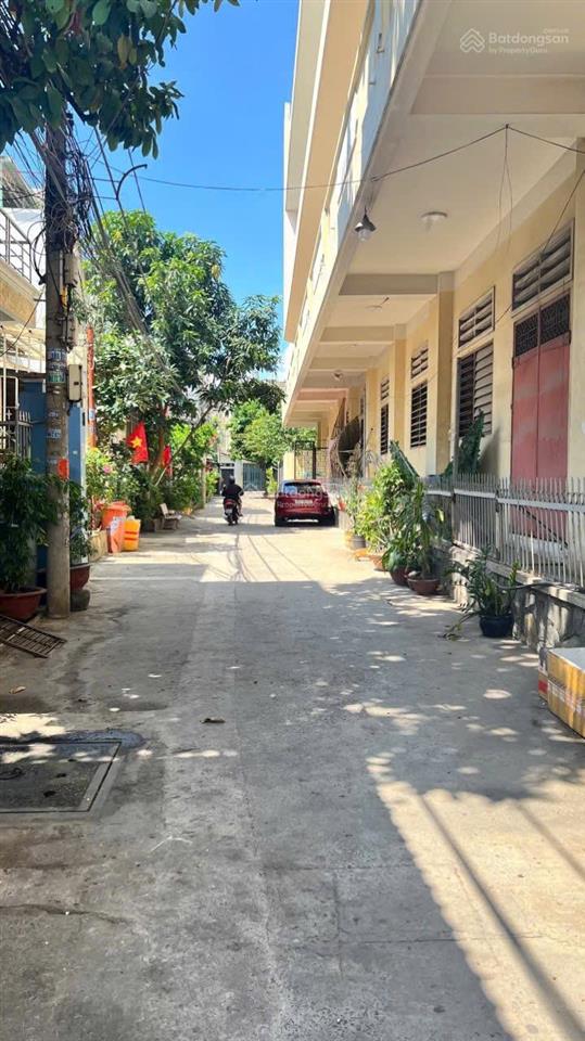 Bán đất 90m2 giá 4,95 tỷ phường btt tp thủ đức