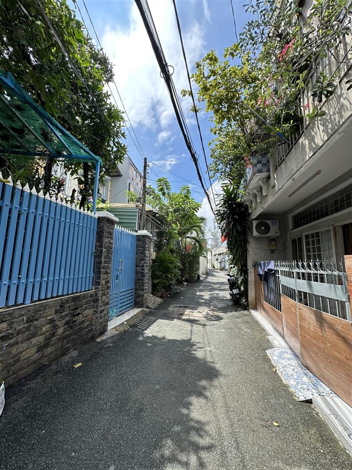 Bán nhà 55,6m2 giá 5,5 tỷ phường bình trưng, tp hcm