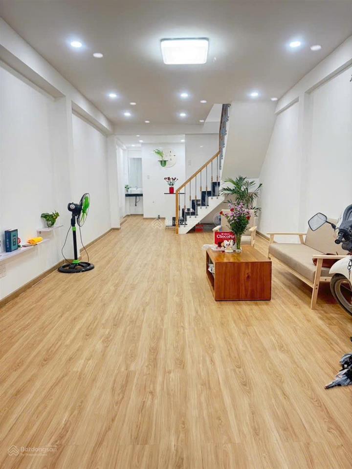 Bán nhà 1 lầu giá 4,5 tỷ phường bình trưng, tp hcm