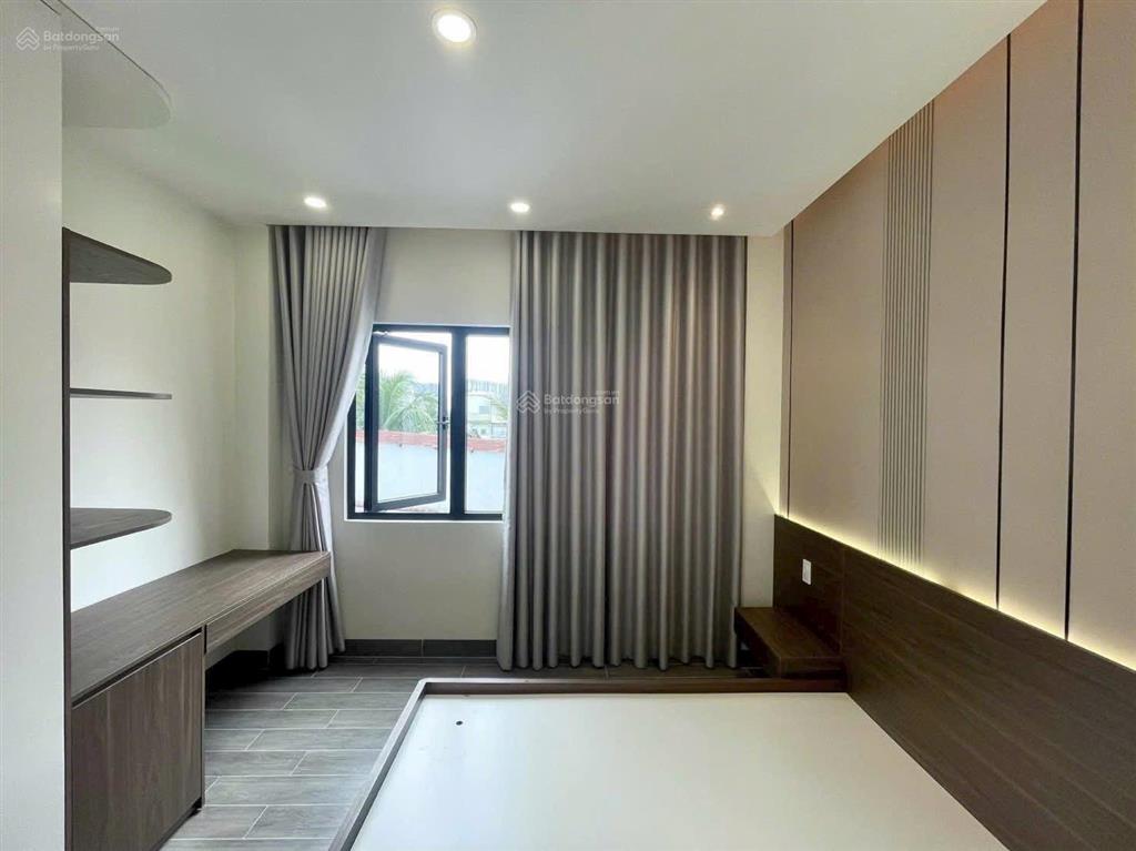 Bán nhà 4 tầng giá 8,9 tỷ mặt tiền đường số phường btt, tp hcm