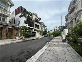 Bán đất biệt thự dự án đông thủ thiêm. diện tích (12x21)m2. giá 98tr/m2