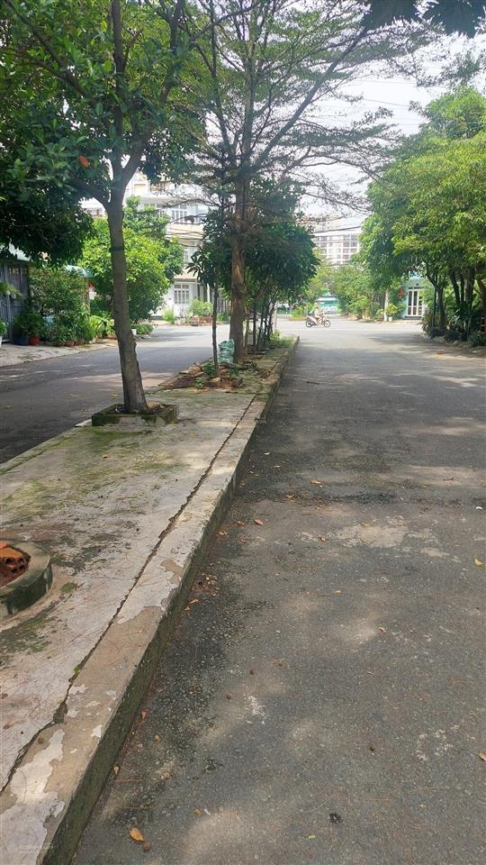 Cần bán nhanh lô đất khu vực dự án mười mẫu bình trưng đông, q2, tp thủ đức