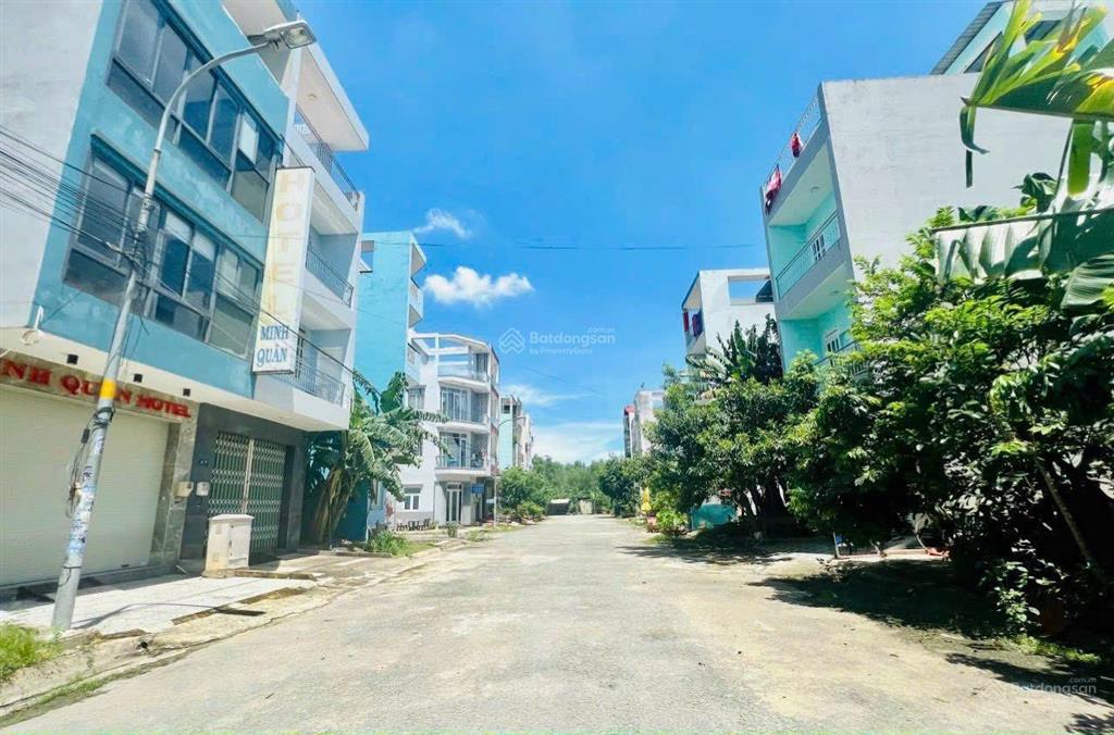 Cần bán lô đất mặt tiền đường 64, phường bình trưng đông, q2, tp hcm