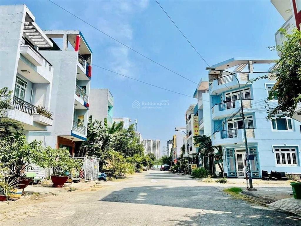 Cần bán lô đất mặt tiền đường 64, phường bình trưng đông, q2, tp hcm
