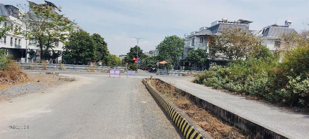 Chính chủ gửi bán lô đất đẹp khu vực dự án tái định cư nam rạch chiếc, an phú, q2 cũ  tp thủ đức