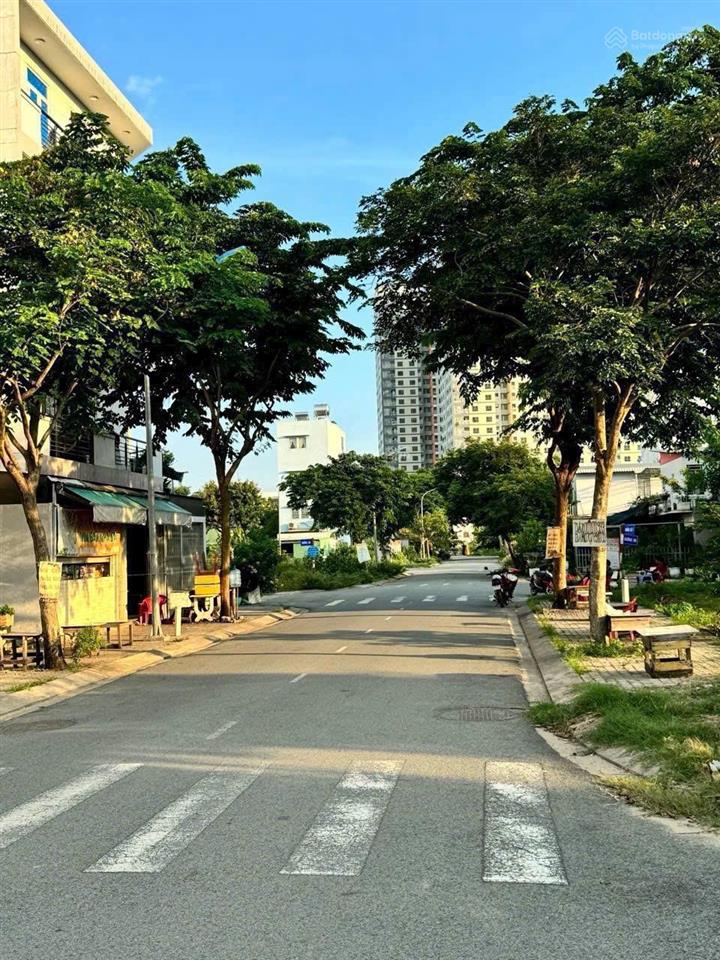 Chính chủ gửi bán lô đất đẹp khu vực dự án tái định cư nam rạch chiếc, an phú, q2 cũ  tp thủ đức