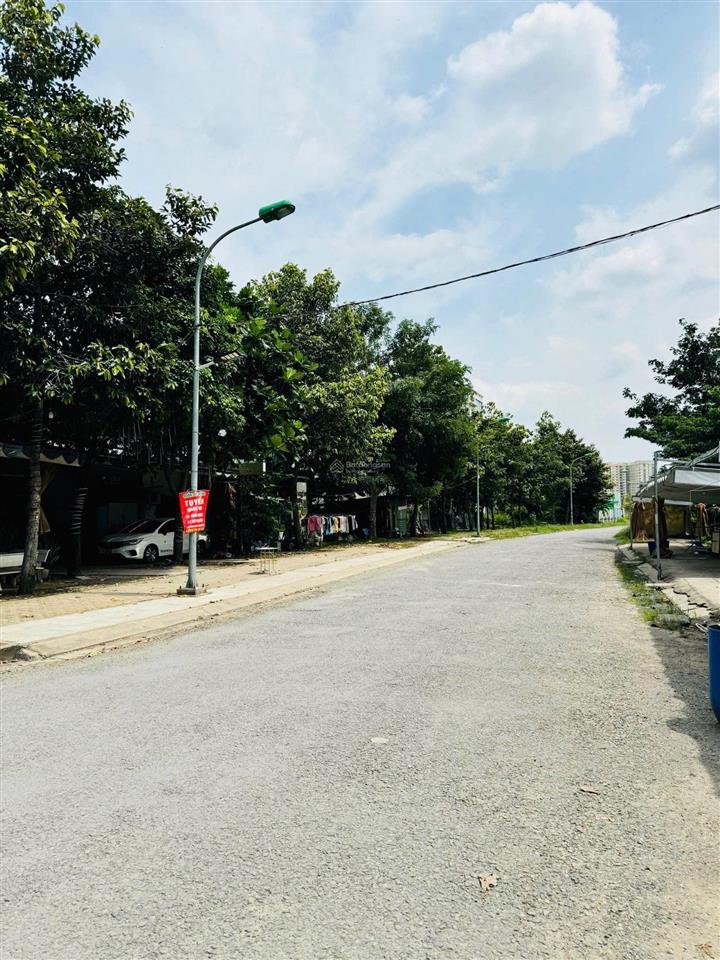 Chính chủ gửi bán lô đất đẹp khu vực dự án tái định cư nam rạch chiếc, an phú, q2 cũ  tp thủ đức